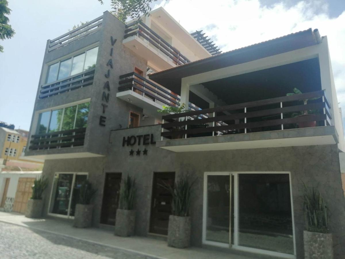 Hotel Viajante Tarrafal  Buitenkant foto